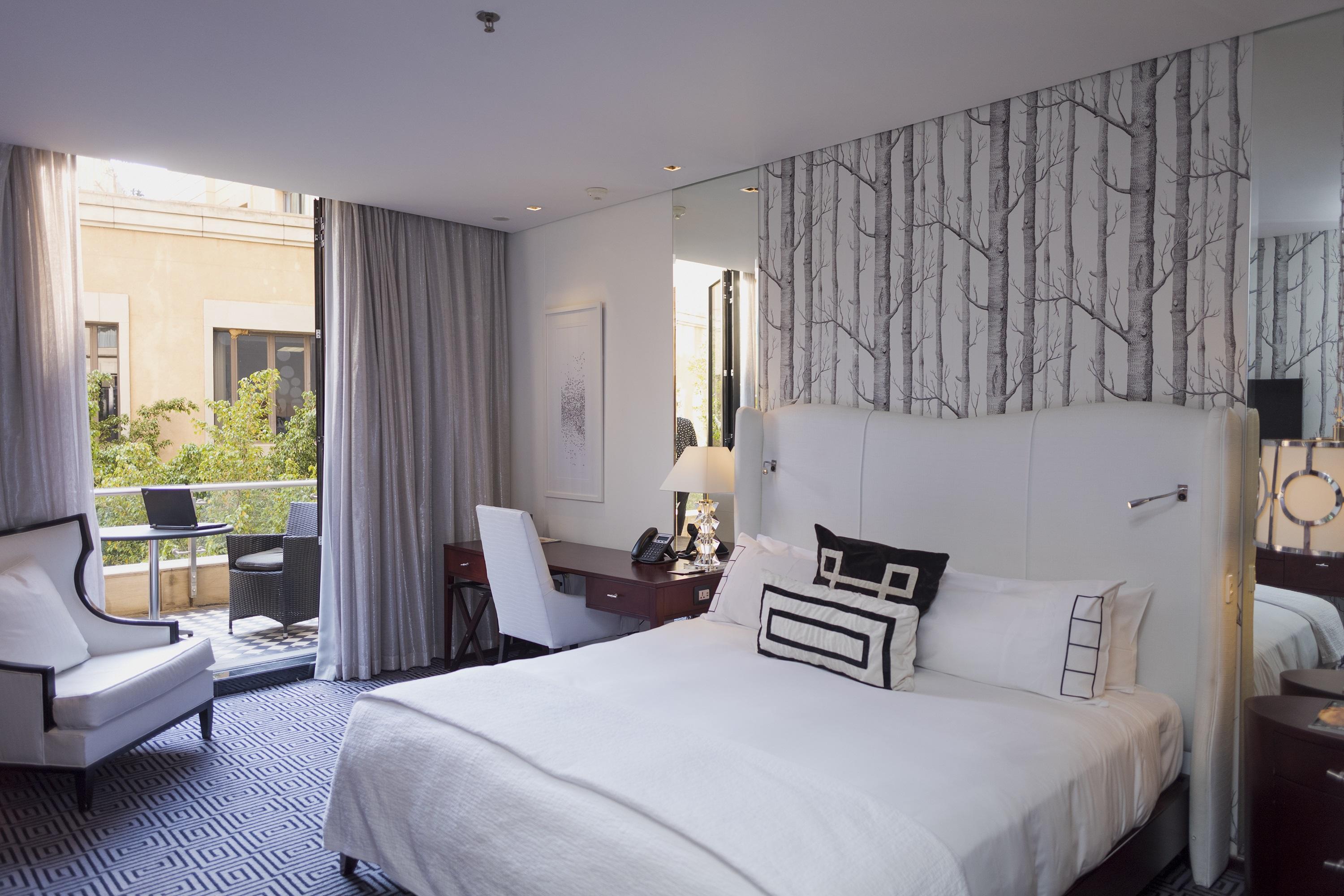 Davinci Hotel On Nelson Mandela Square Йоханнесбург Экстерьер фото