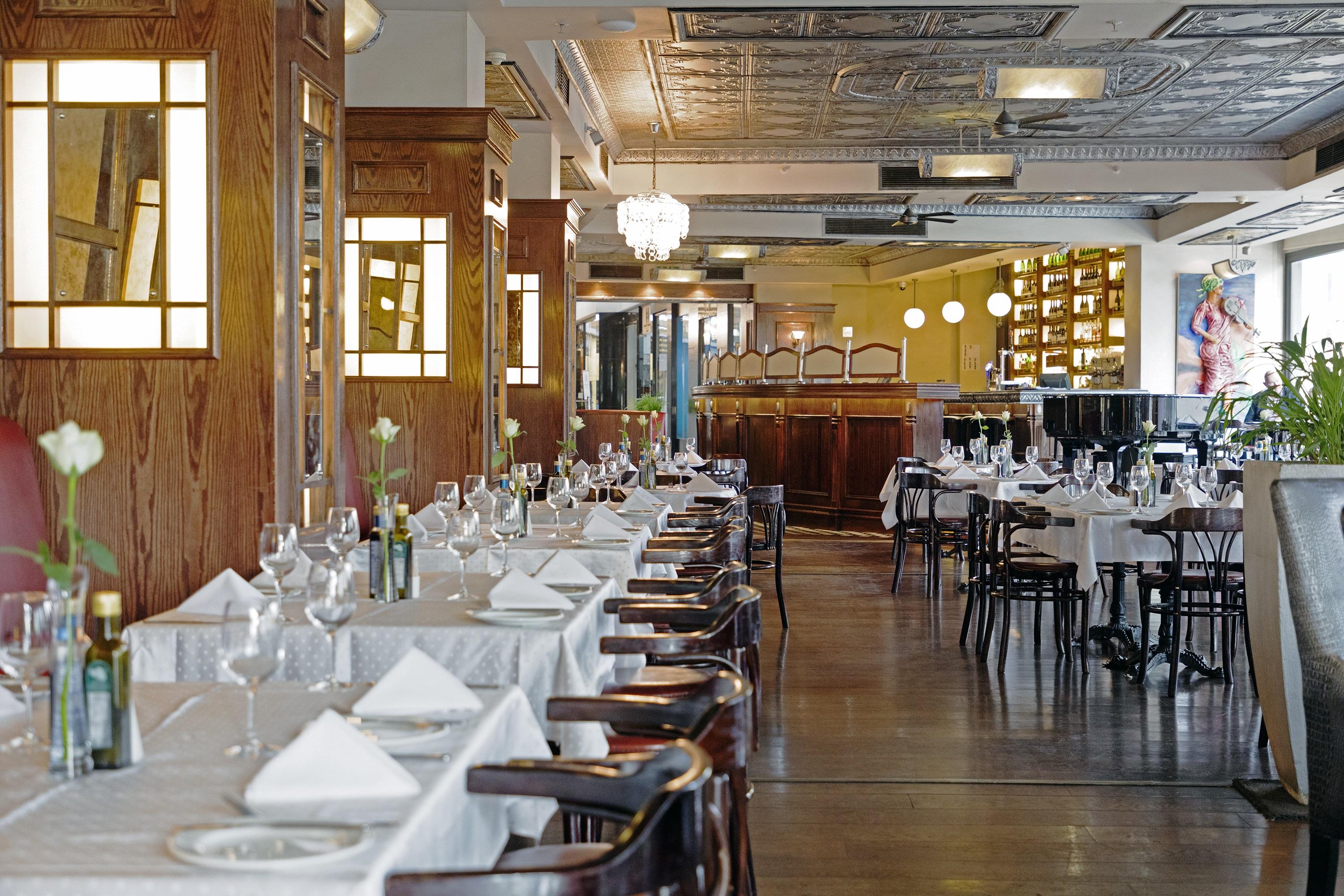 Davinci Hotel On Nelson Mandela Square Йоханнесбург Экстерьер фото