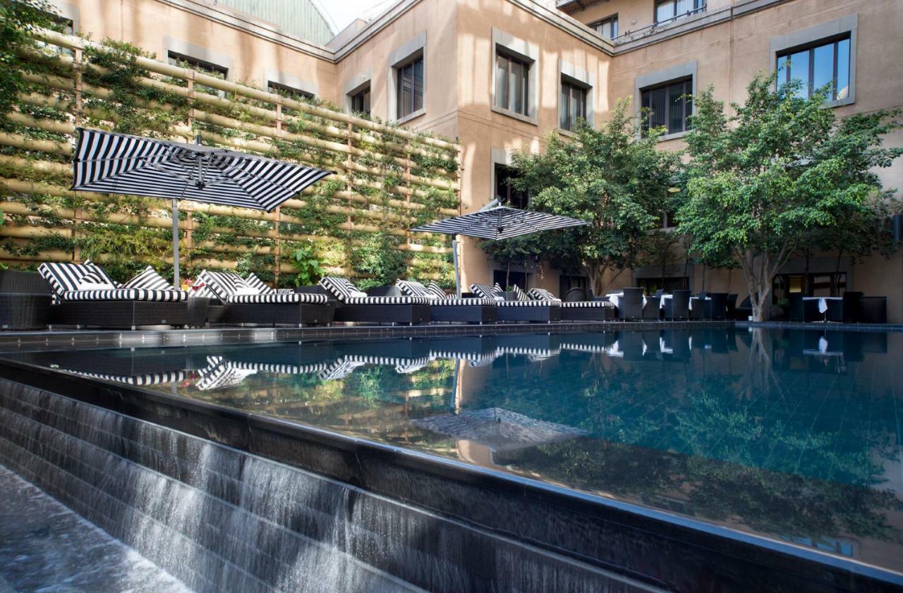 Davinci Hotel On Nelson Mandela Square Йоханнесбург Экстерьер фото
