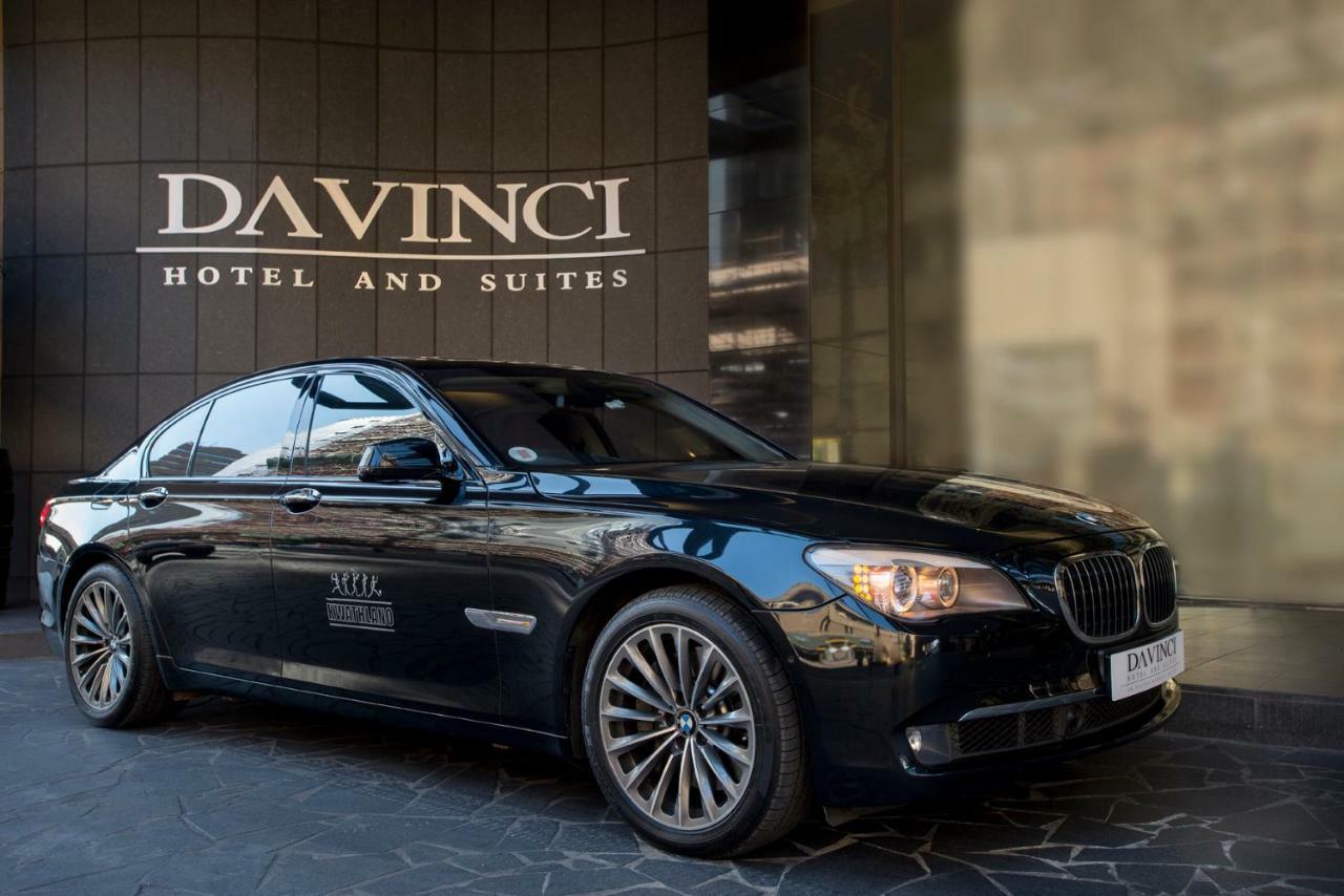 Davinci Hotel On Nelson Mandela Square Йоханнесбург Экстерьер фото