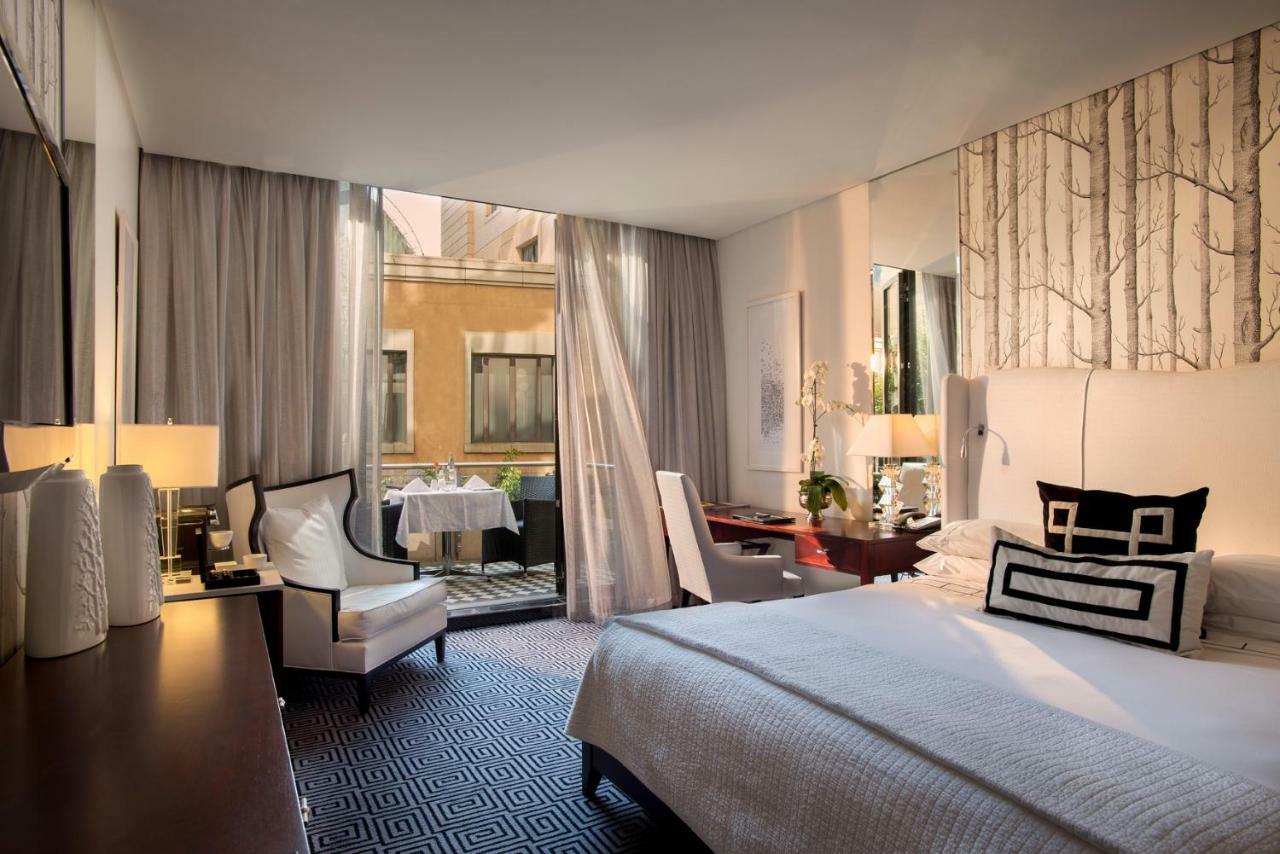 Davinci Hotel On Nelson Mandela Square Йоханнесбург Экстерьер фото